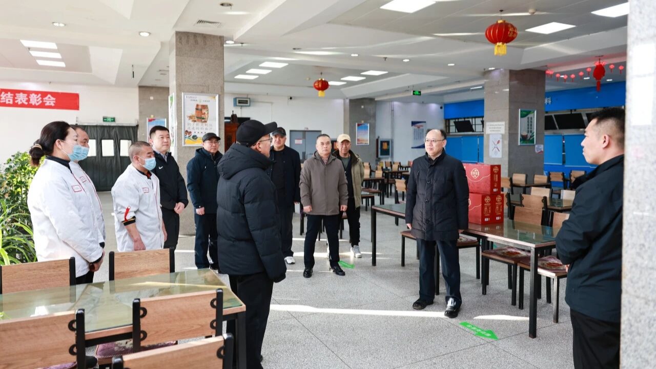 龙马精神启新篇 新春慰问暖人心——校领导看望慰问春节值班人员 检查校园安全保障工作丨网络中国节·春节